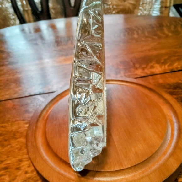 Viking Glass Frosted Praying Hands Art Glass - Picture 2 of 4